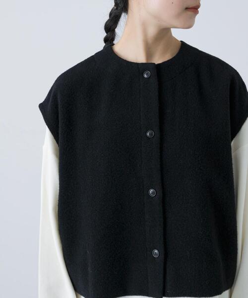 かぐれ（カグレ）の「ナッピングウール2WAYベスト（Tシャツ/カットソー