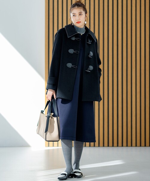 組曲（クミキョク）の「バイカラーダッフル ウールコート（ダッフル