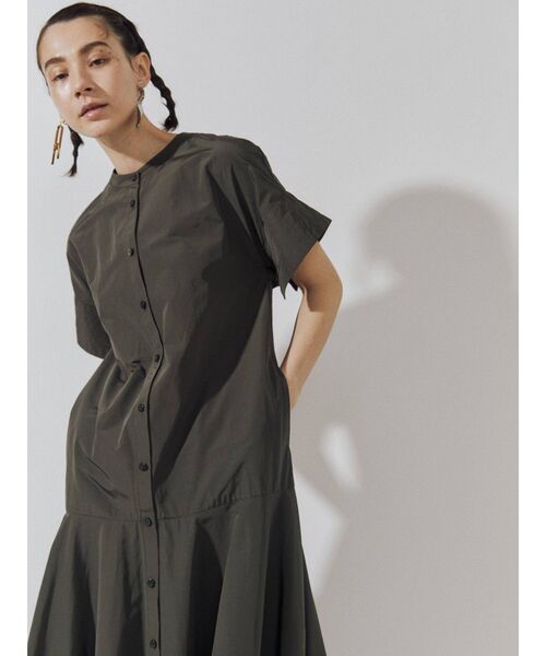 UN3D.（アンスリード）の「ショートケープワンピース（ワンピース