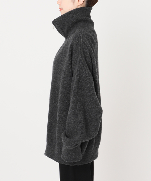 Deuxieme Classe（ドゥーズィエムクラス）の「*OLBIA ロングジップ