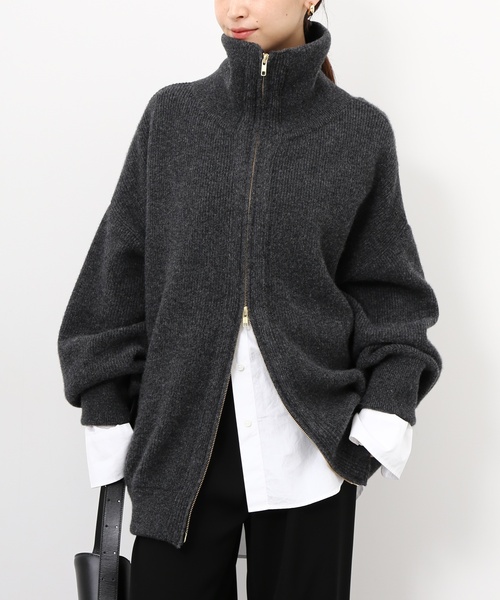 Deuxieme Classe（ドゥーズィエムクラス）の「*OLBIA ロングジップ