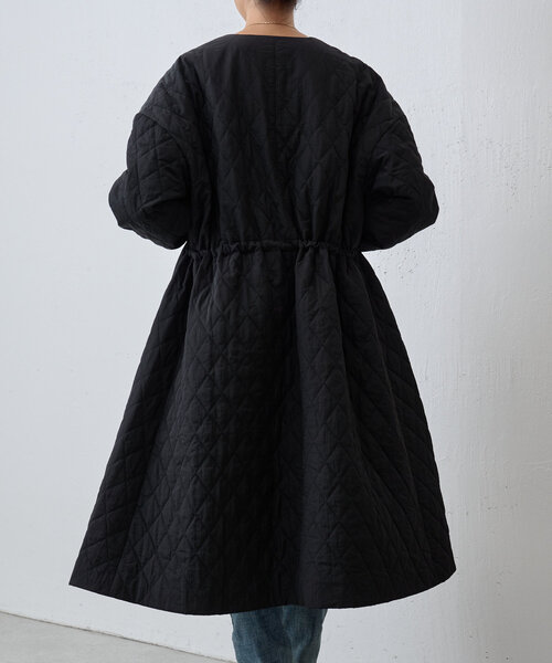 BEARDSLEY（ビアズリー）の「バルーン袖キルティングフレアーコート