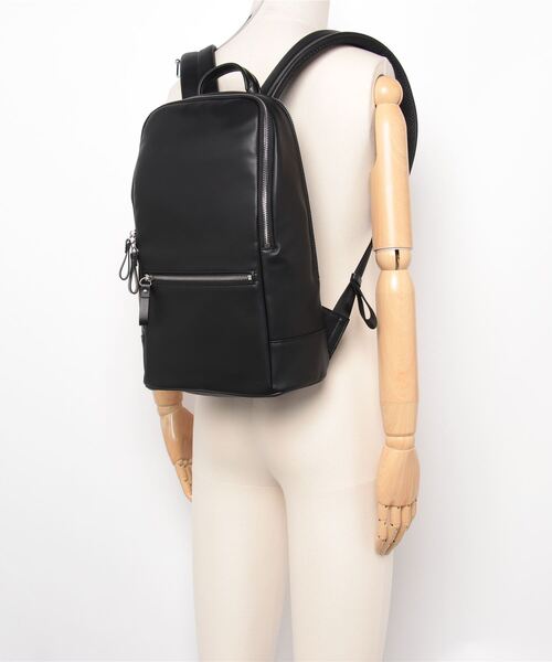 ノートPC収納可能】クッション入りA4リュック（ハンドバッグ）｜+diana