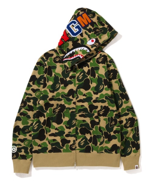 A BATHING APE（アベイシングエイプ）の「BIG ABC CAMO SHARK FULL ZIP