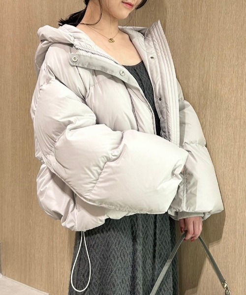 FRAY I.D（フレイアイディー）の「フードドロストショートダウンコート