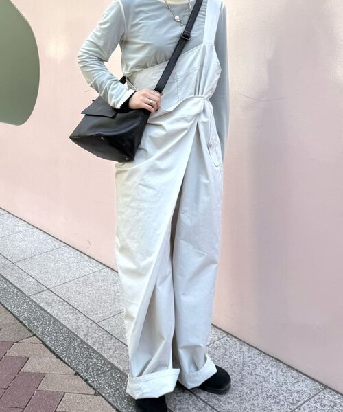 ear PAPILLONNER（イアパピヨネ）の「ワンショルダーラップサロペット