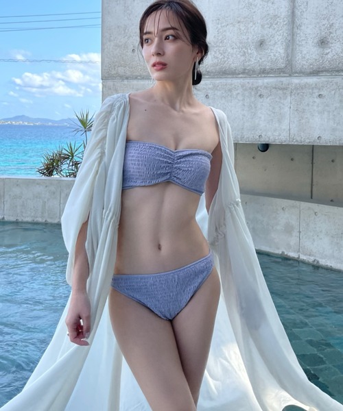 anuans（アニュアンス）の「シャーリングバックタイセットアップ（水着