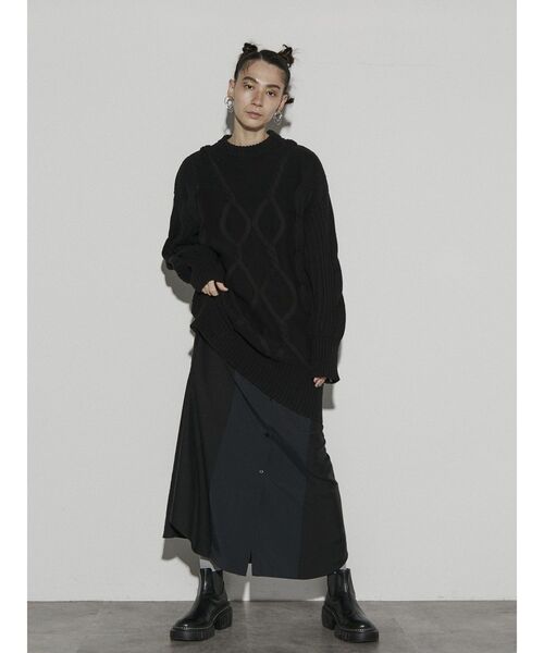 UN3D.（アンスリード）の「レイヤードケーブルニットワンピース