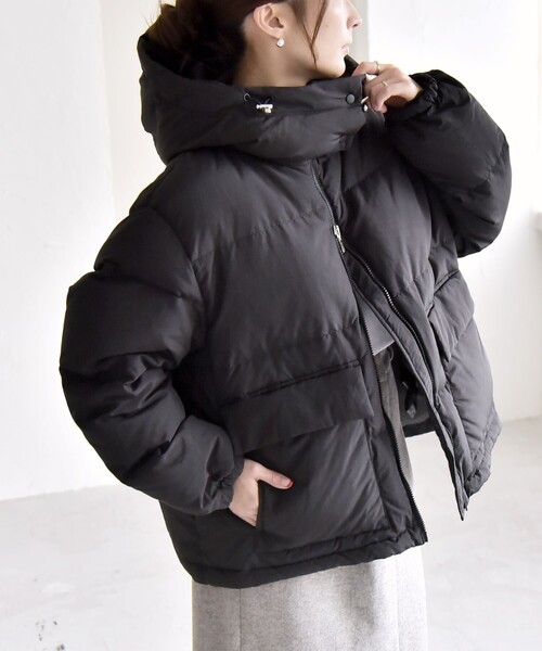 セール】quaranciel: フーディー & ハイネック 2way ショート ダウン