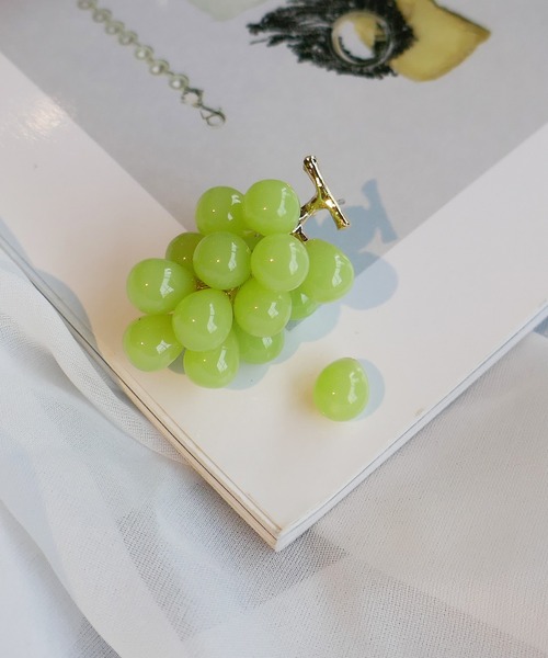 e.m. ぶどうの房デザイン 片耳ピアス e.m. ぶどうの房デザイン 片耳