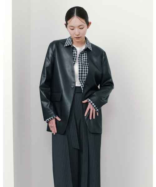 MIESROHE（ミースロエ）の「ノーカラーライトレザーJK（テーラード