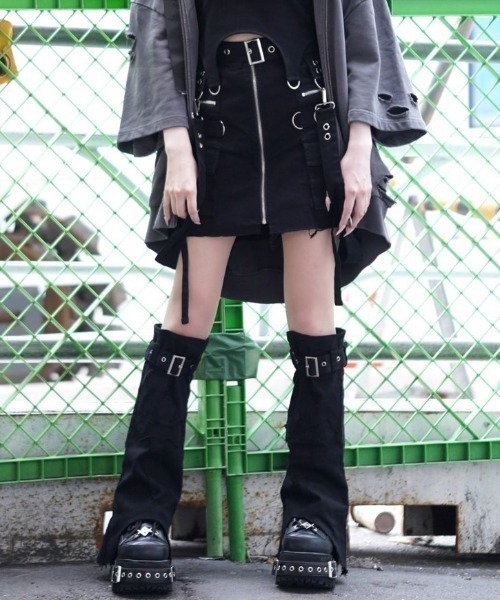 REFLEM/レフレム』レッグカバー付きボンテージスカート（スカート