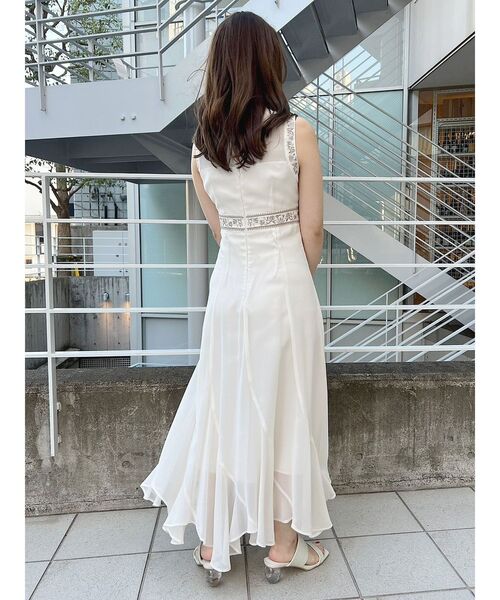 MERCURYDUO（マーキュリーデュオ）の「カラーエンブロイダリードレス