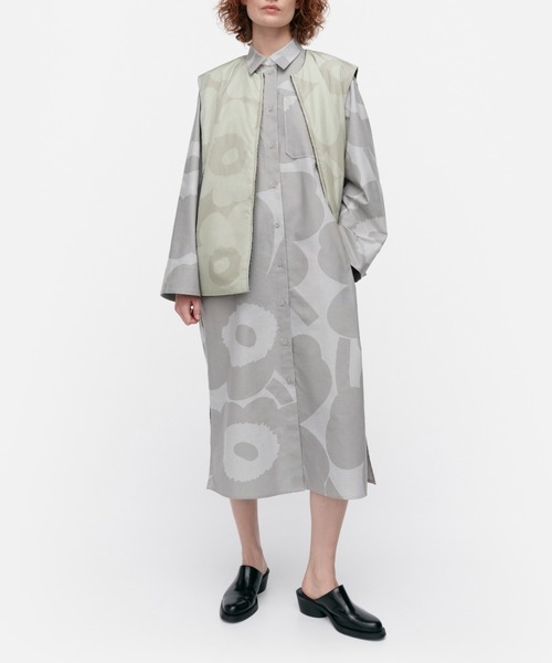 marimekko（マリメッコ）の「Unikko / padded vest coats（ダウン