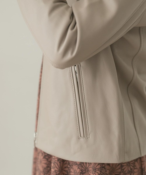 ITEMS URBANRESEARCH（アイテムズ アーバンリサーチ）の「ラムレザー