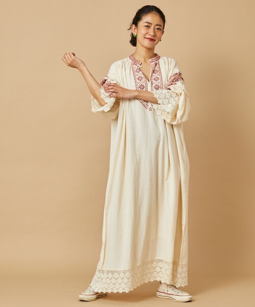 Freada（フリーダ）の「Freada/フリーダ インドレース刺繍スモック