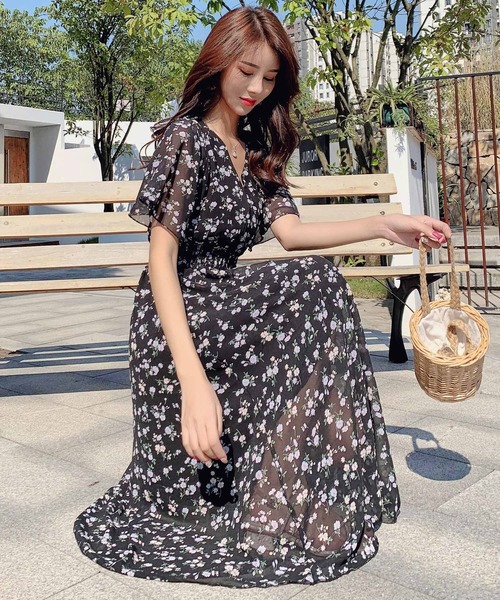 セール】レディース Vネック花柄ウエスト絞りふんわりロングワンピース