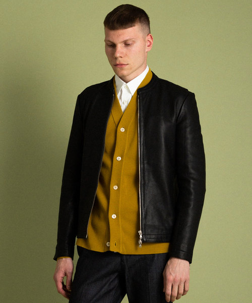 UNITED TOKYO（ユナイテッドトウキョウ）の「カーフレザーシングル