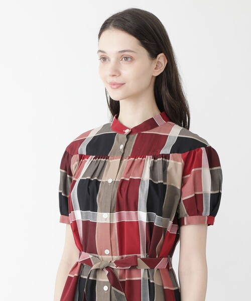 BLUE LABEL CRESTBRIDGE（ブルーレーベルクレストブリッジ）の