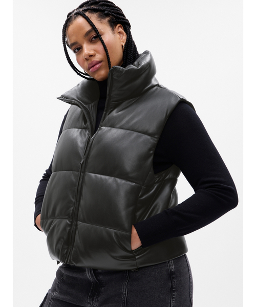 GAP（ギャップ）の「フェイクレザー クロップド パファー ベスト
