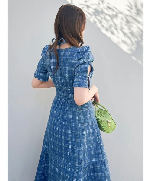 dazzlin（ダズリン）の「2WAYスイッチングステッチワンピース