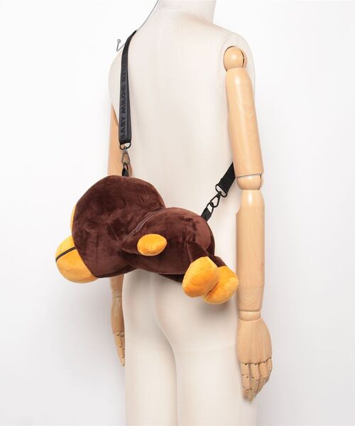 A BATHING APE（アベイシングエイプ）の「BABY MILO PLUSH DOLL CROSS