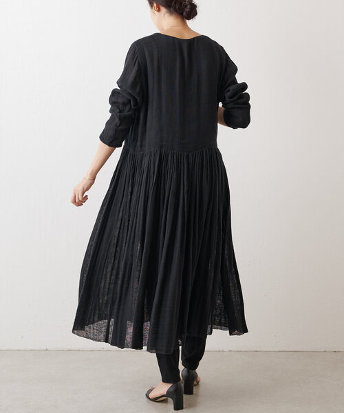 BEARDSLEY（ビアズリー）の「カヤギャザーワンピース（ワンピース