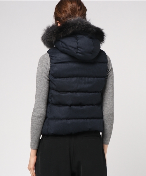 TATRAS（タトラス）の「TATRAS ショートダウンベスト LTA18A4572