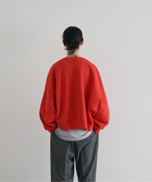 entire studios（エンタイアスタジオ）の「ENTIRE STUDIOS BOX CREW