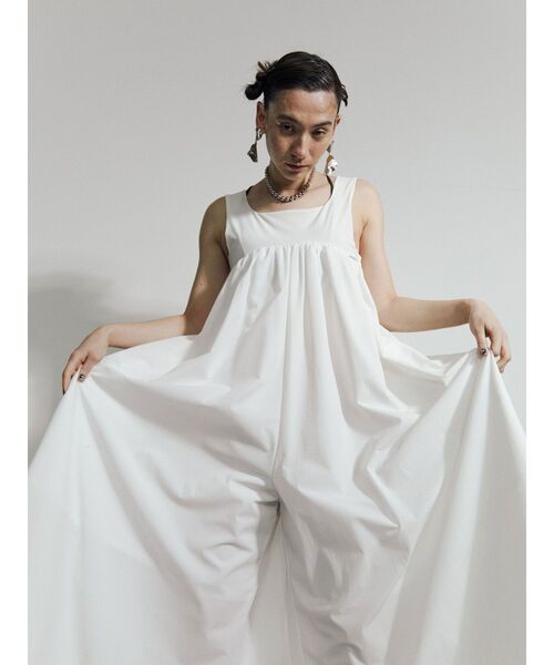 UN3D.（アンスリード）の「ボリュームギャザーオールインワン（つなぎ