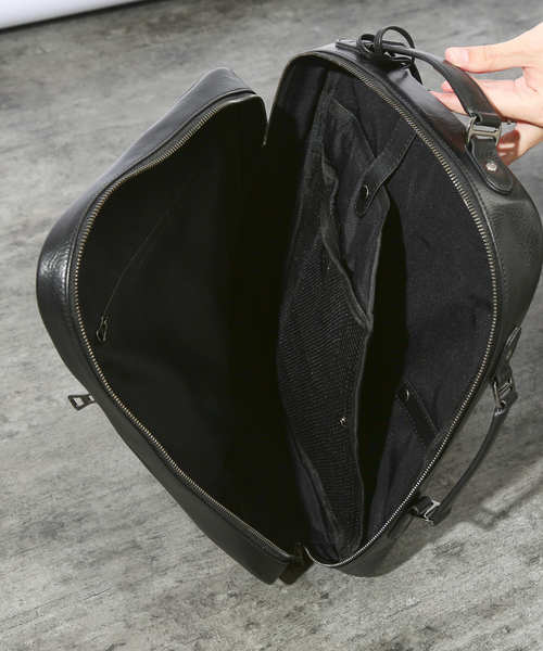 SEEKER（シーカー）の「【SEEKER別注 】3WAY スクエア レザー バッグ