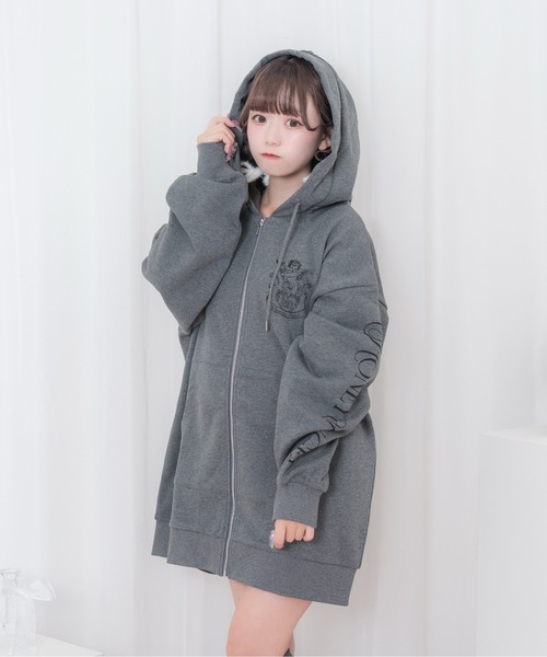 Honey Cinnamon（ハニーシナモン）の「うさ耳シャギージップパーカー