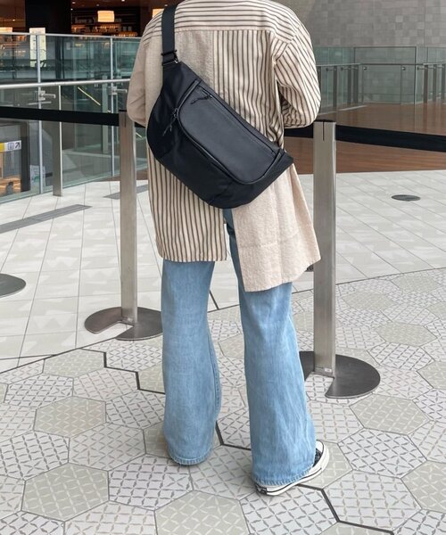 BURLAPOUTFITTER×ear】レザーフラップジップショルダーバッグ