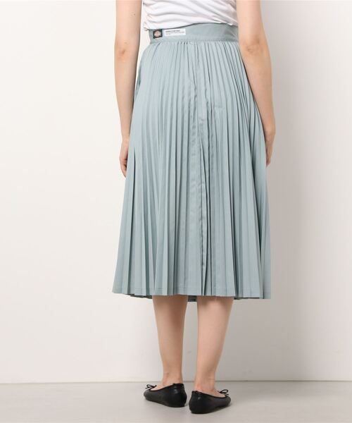 TOGA PULLA（トーガ プルラ）の「TOGA×Dickies プリーツスカート