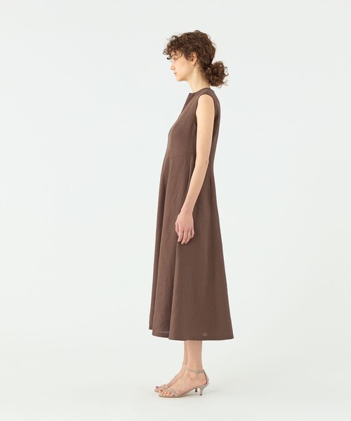 スムースリネン キーネックフレアワンピース（ワンピース