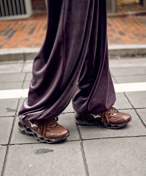 Layered Velvet Trouser（デニムパンツ）｜BASICKS（ベイシックス）の