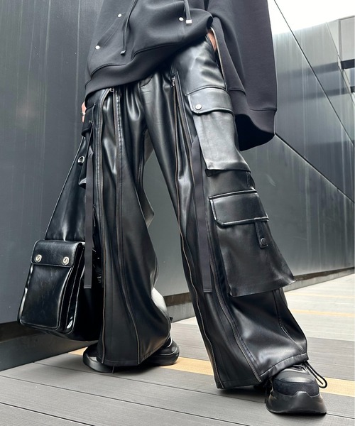 HARE（ハレ）の「マテリアルZIPカーゴパンツ(HARE)（カーゴパンツ