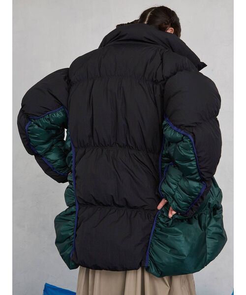 UN3D.（アンスリード）の「ギャザーエアリーダウンジャケット（ダウン