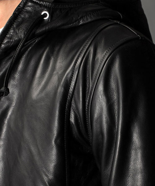 NANO universe（ナノユニバース）の「Shama（シャマ）/ 別注レザー