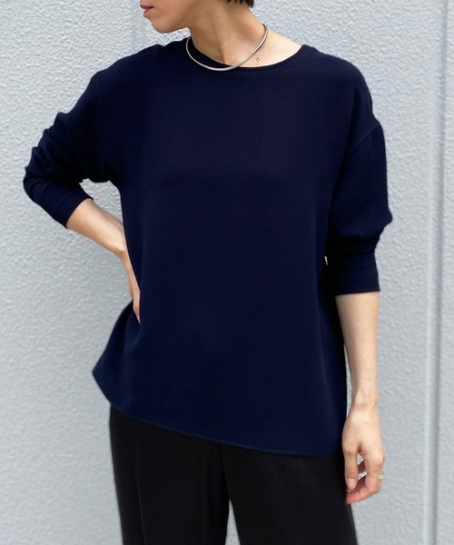 セール】【ジャケットやカーデのインナーに！】バックスリットブラウス