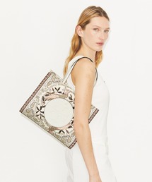 TORY BURCH｜トリーバーチ（レディース）のバッグ（花柄・ボタニカル柄