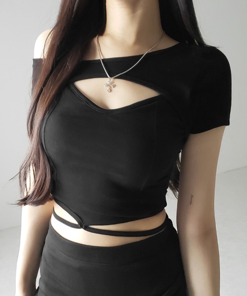 セール】【 2color 】胸開きカットアウトクロスストラップワン
