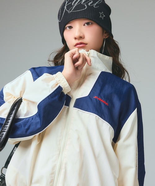 SPRAY LOGO AND STUDDED BEANIE（ニットキャップ/ビーニー）｜X-girl