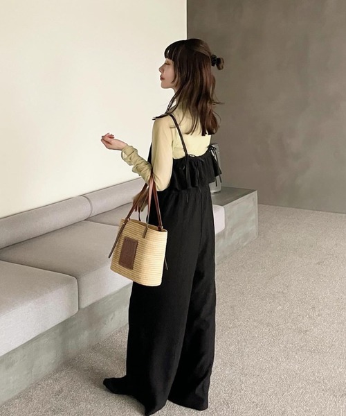 hinari（ヒナリ）の「総レースキャミロンパース（サロペット