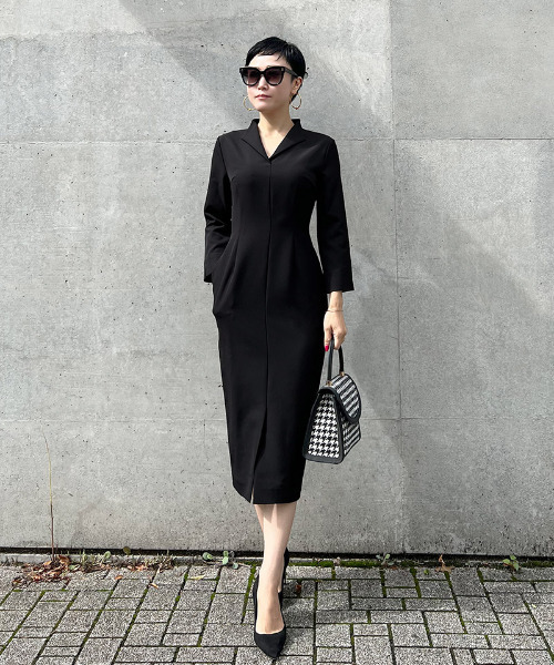 JENNE（ジェンヌ）の「ウイングカラー7分袖タイトワンピース