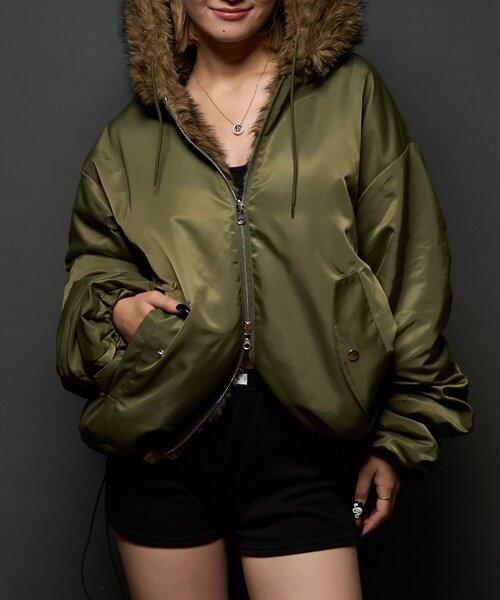 セール】【UNISEX】2WAYリバーシブルファーブルゾン（ブルゾン