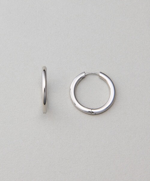 ete（エテ）の「○オブジェ ピアス M（ピアス（両耳用））」 - WEAR