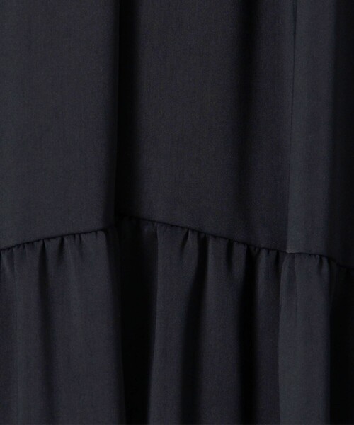 セール】パウダリーサテン ティアードロングワンピース（ワンピース