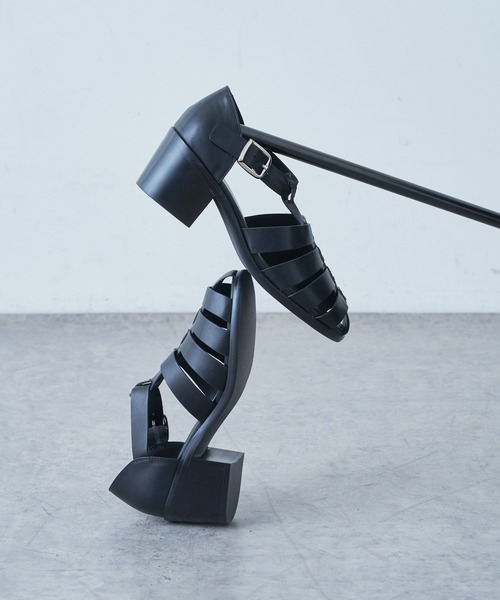 Lui's（ルイス）の「ヒールグルカサンダル（サンダル）」 - WEAR