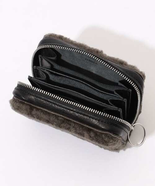 TEMBEA（テンベア）の「□TEMBEA ミニジップ ムートン ウォレット
